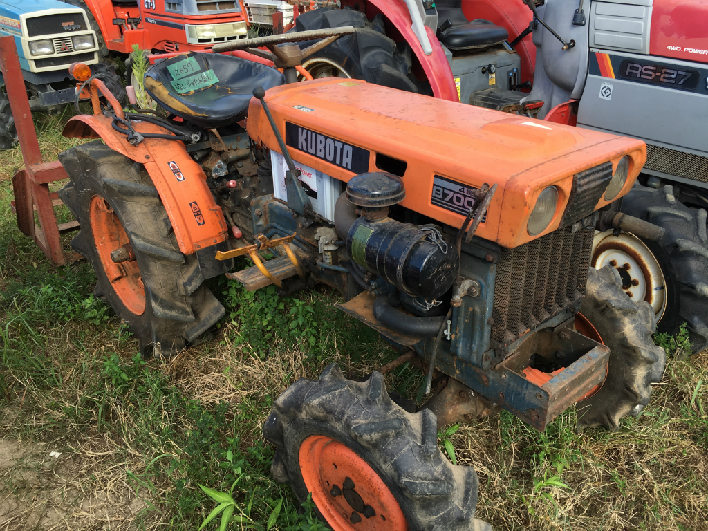 KUBOTA/ B7000D/ 12657