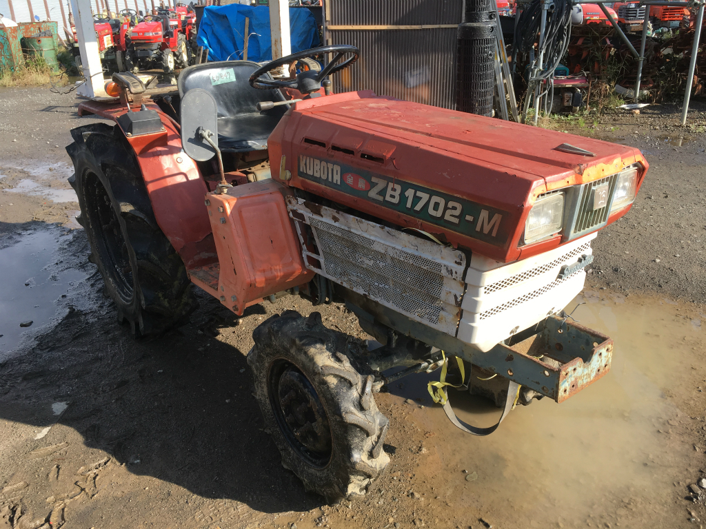 KUBOTA/ B1702D/ 50847/ 692h