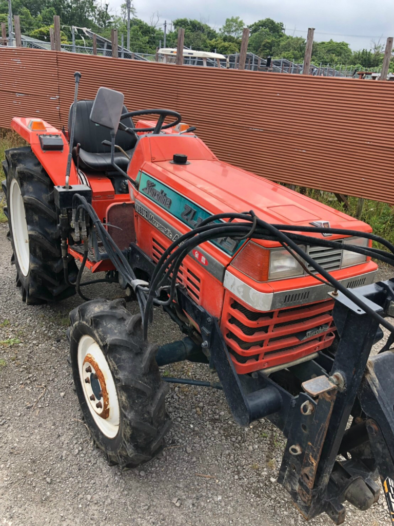 KUBOTA L1-245D 84198 used compact tractor