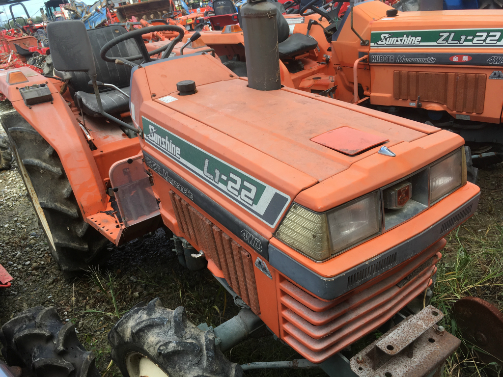 KUBOTA/ L1-22D/ 69889/ 1437h