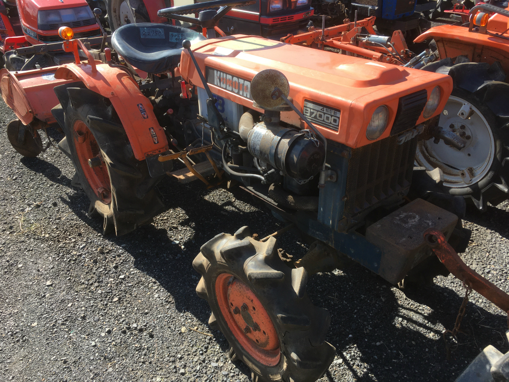 KUBOTA/ B7000D/ 22750