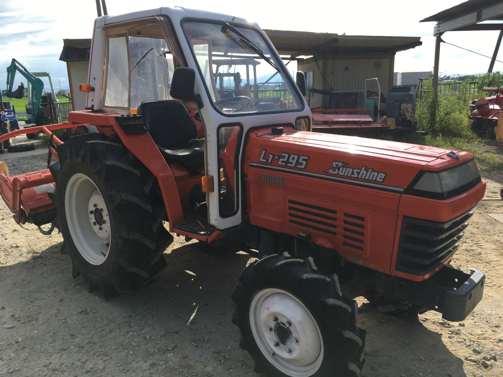 KUBOTA/ L1-295D/ 81683/ 1073h