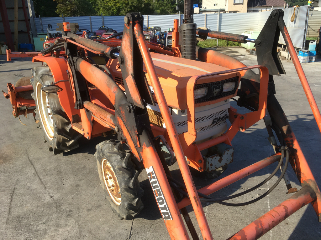 KUBOTA/ B1600D/ 10367/ 193h