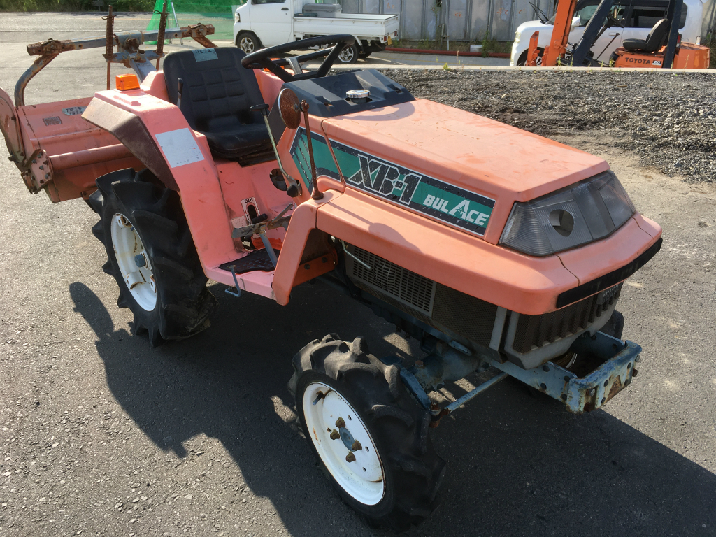 KUBOTA/ XB-1D/ 11572/ 592h