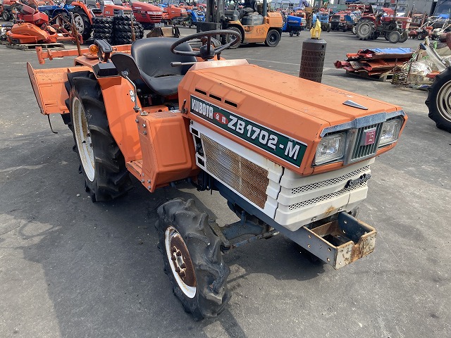 KUBOTA/ B1702D/ 54510/ 882h