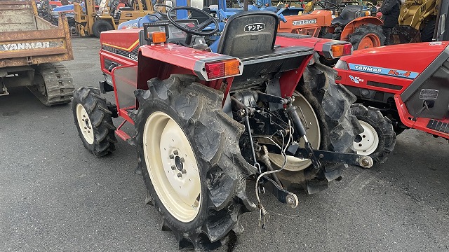 F235D 18337 japanese used compact tractor |KHS japan