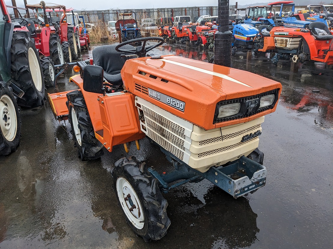 KUBOTA/ B1200D/ 10698/ 795h