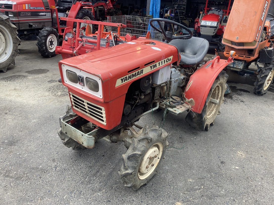 YANMAR/ YM1110D/ 02495