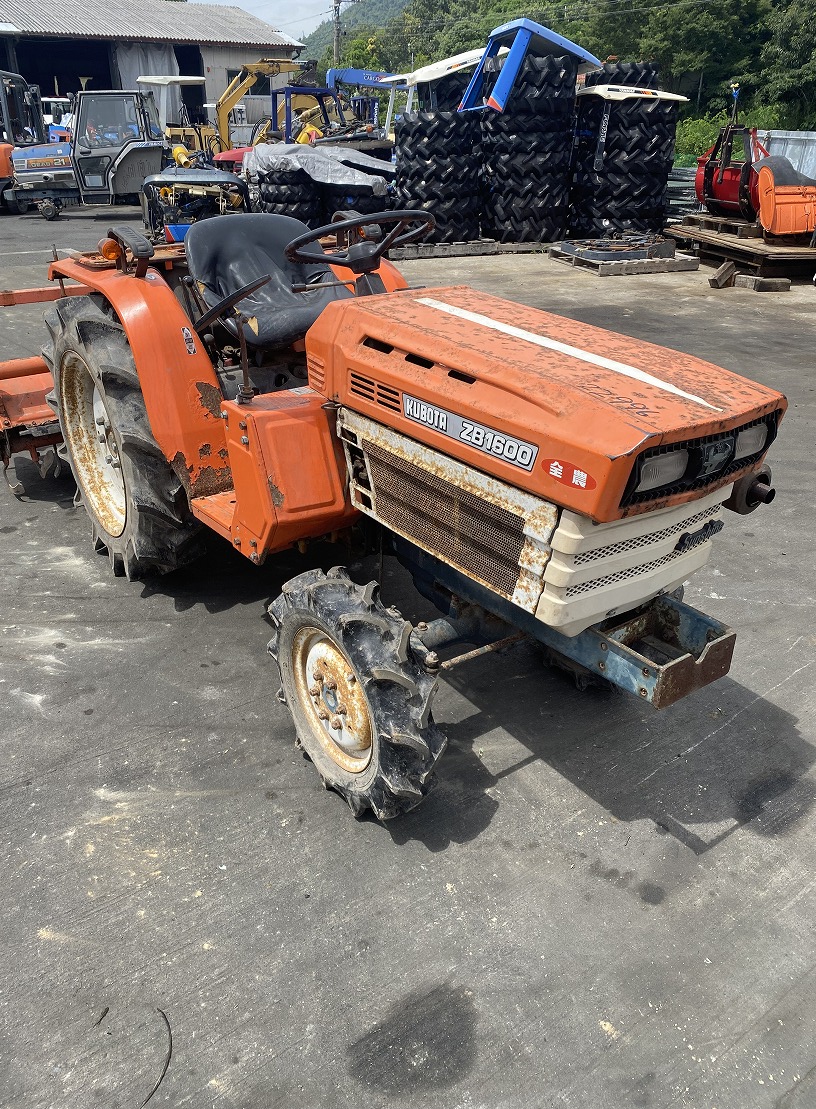 KUBOTA/ B1600D/ 22996/ 755h