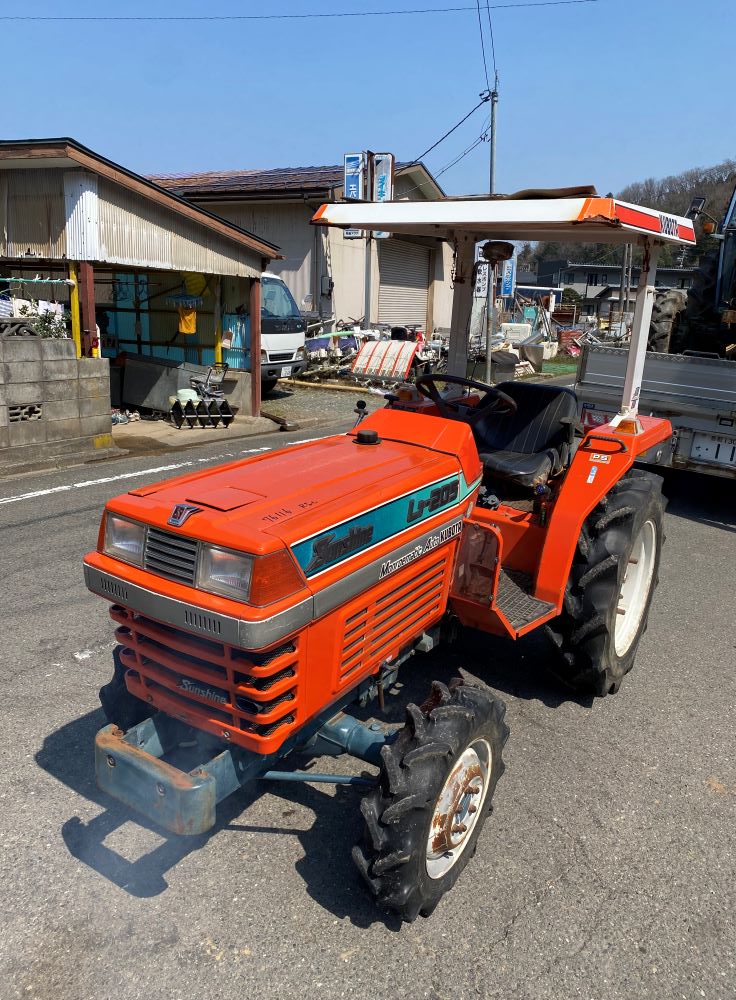 KUBOTA/ L1-R205D/ 76116/ 1402h