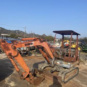 EXCAVATOR/ KUBOTA/ KH-027/ 10908/ 3910h