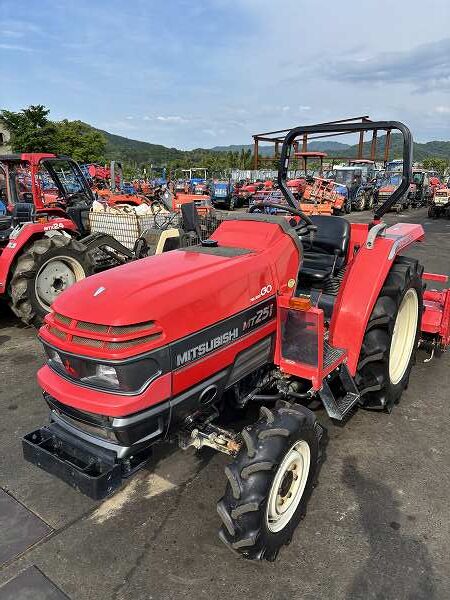MT251D 96814 japanese used compact tractor |KHS japan