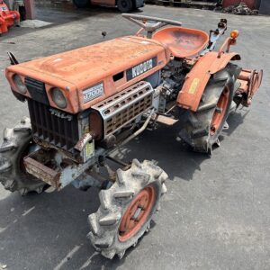 KUBOTA/ B7000D/ 21707