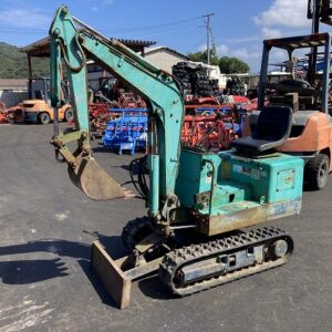 EXCAVATOR/ MITSUBISHI/ ME08/ F1E00877/ 1104h